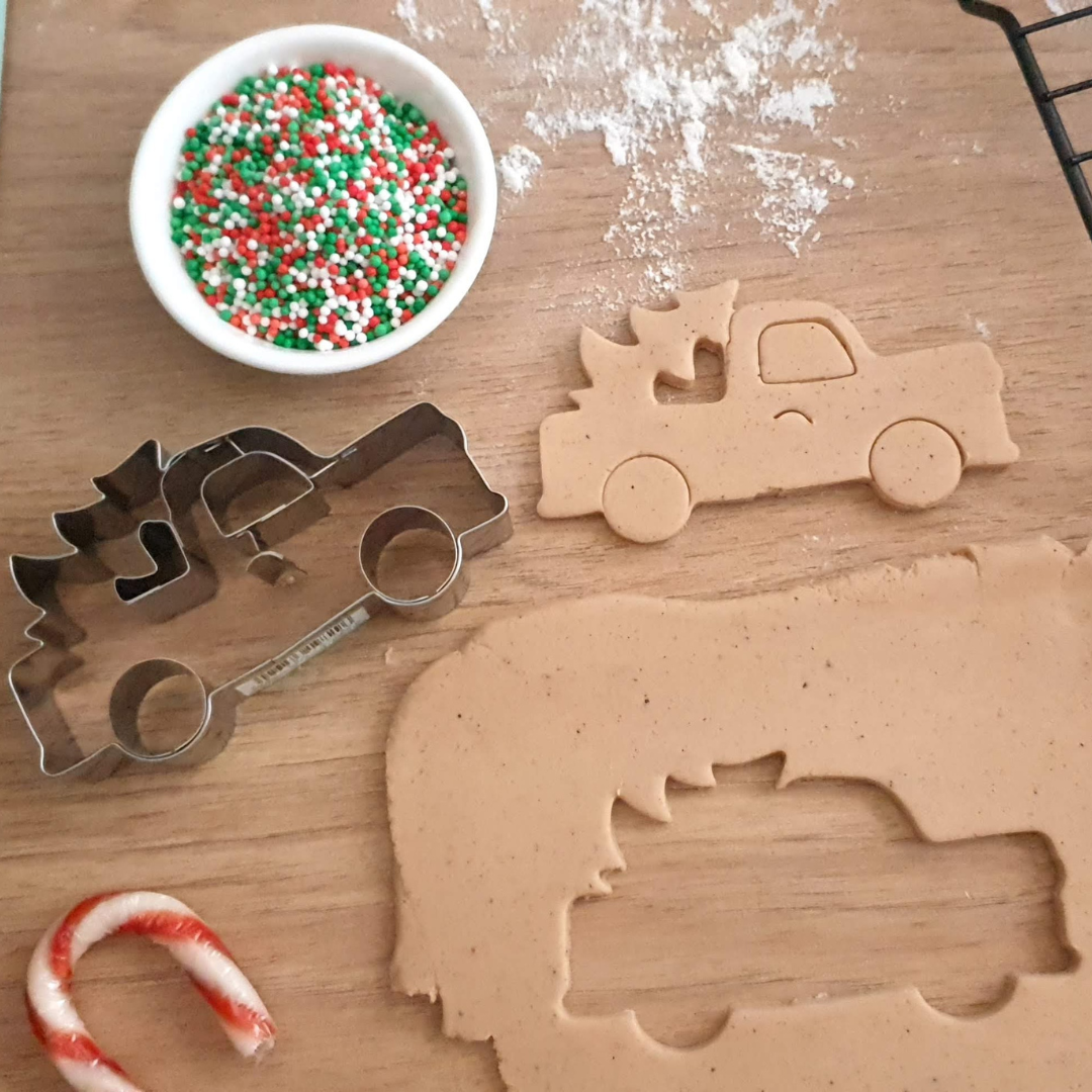 Truck With Christmas Tree 9.5cm Cookie Cutter