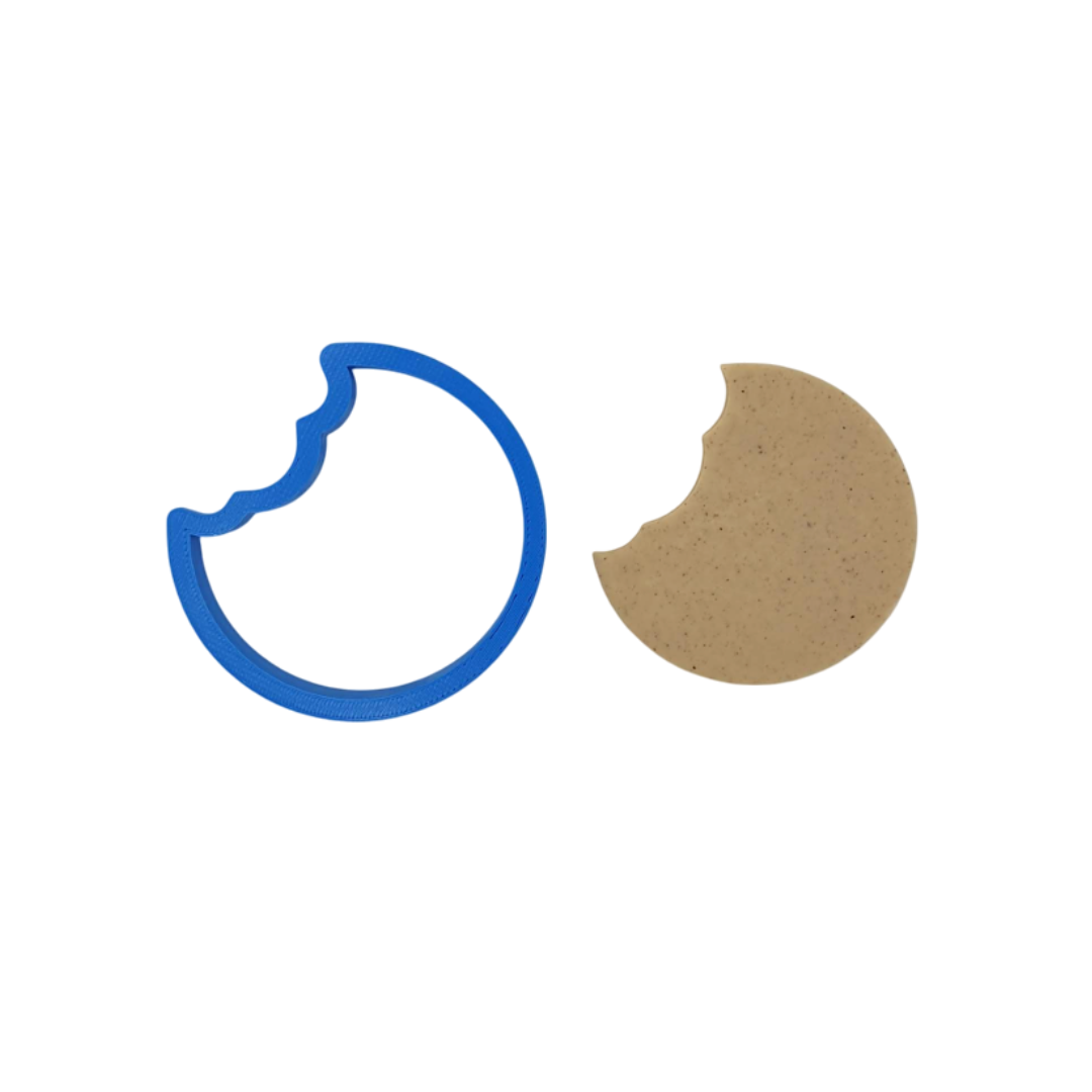 Round Cookie With Bite 7.5cm Cookie Cutter
