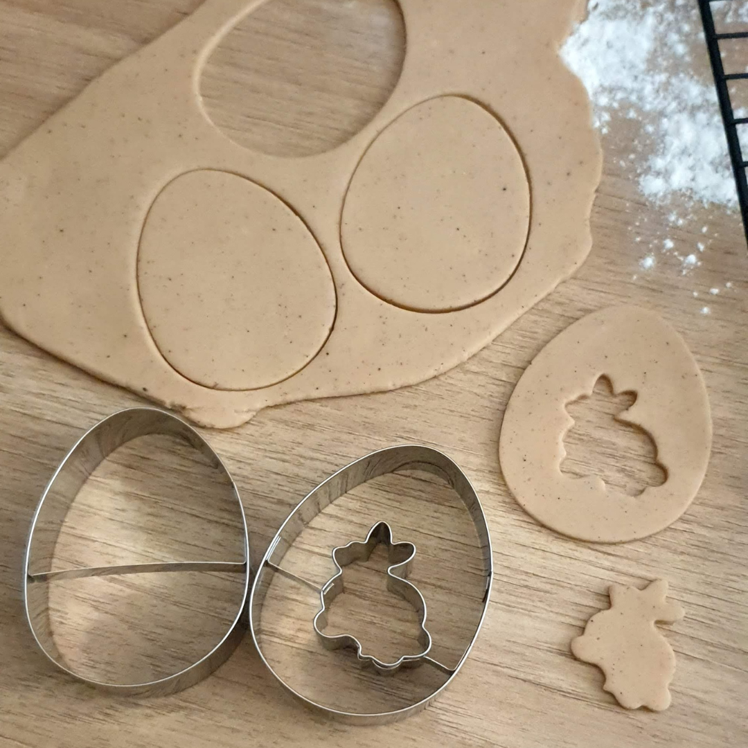 Egg with Rabbit Linzer Cookie Cutter 7cm