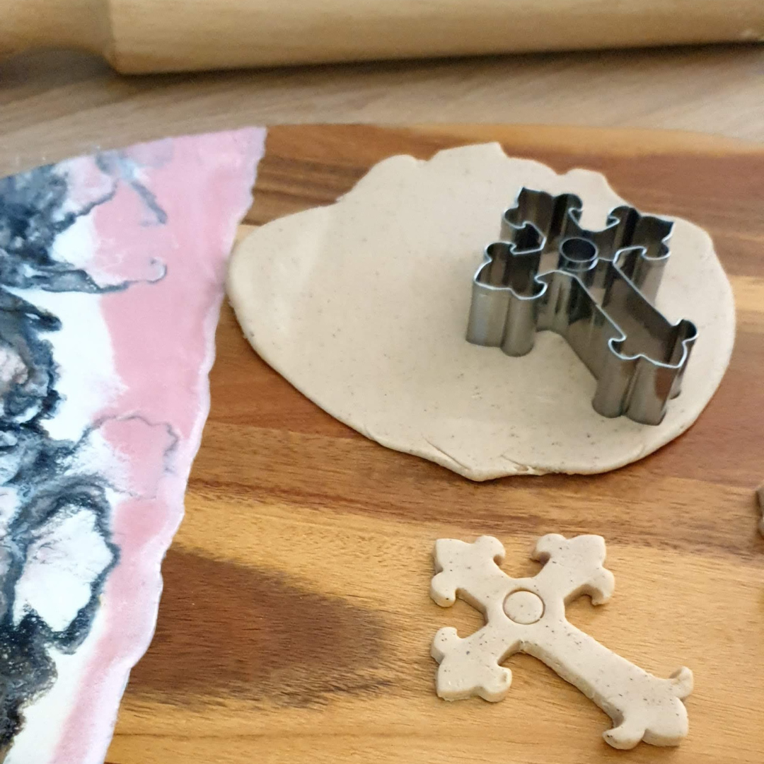 Ornate Gothic Cross 6.5cm Cookie Cutter