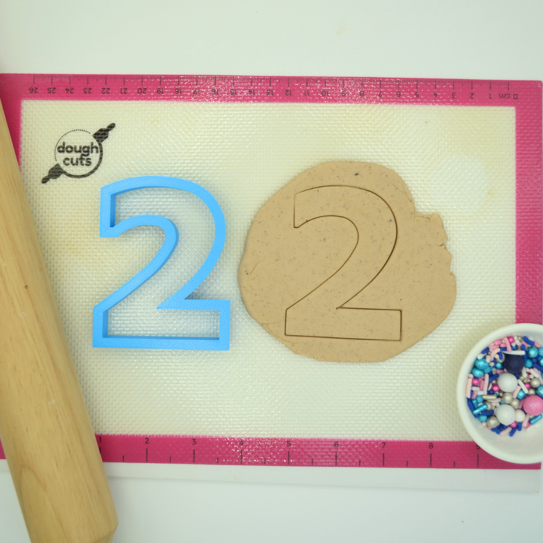 Number 2 8cm Cookie Cutter